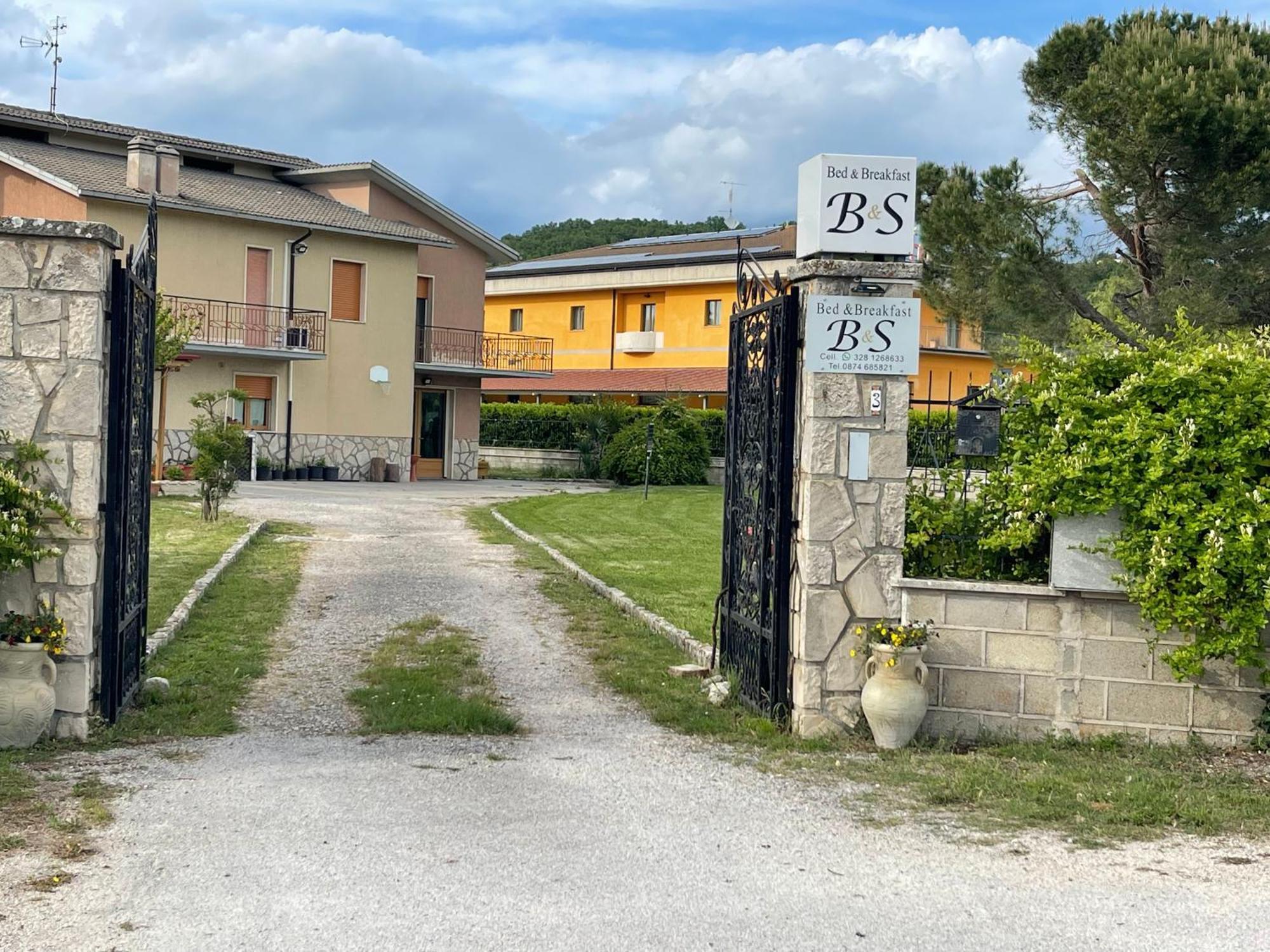 B&S Bed & Breakfast Vinchiaturo Luaran gambar