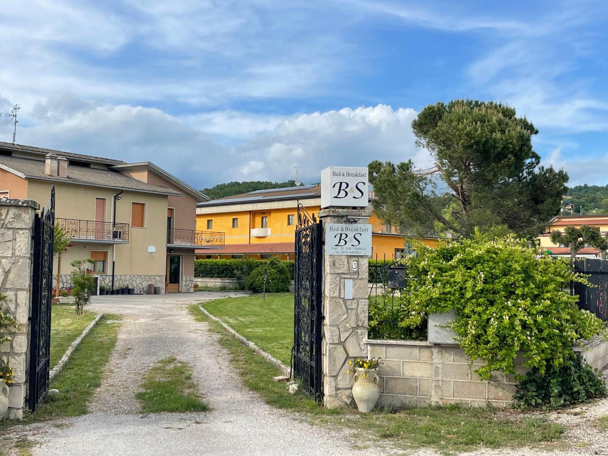 B&S Bed & Breakfast Vinchiaturo Luaran gambar